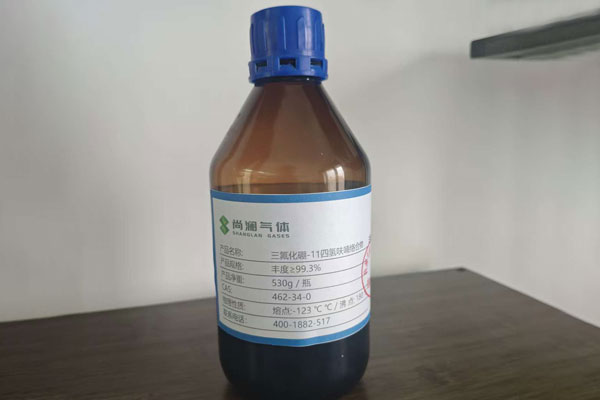 三氟化硼11络合物